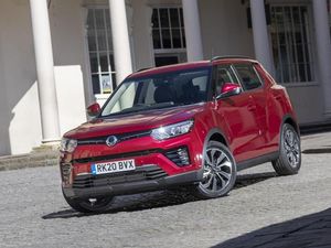 Supporting image for story: Ssangyong reveals updated Tivoli