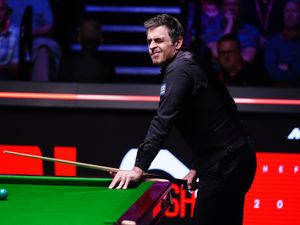 Supporting image for story: Ronnie O’Sullivan swept aside by Chinese star Zhao Xintong in Crucible semis