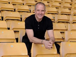 Supporting image for story: Steve Bull: Wolves duo show the human side of footballers