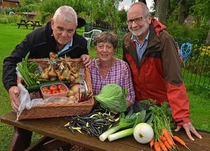 David Baguley, Di Higgs and Malcolm Mollart with their produce