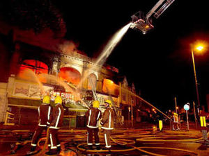 Supporting image for story: Huge blaze hits Smethwick supermarket