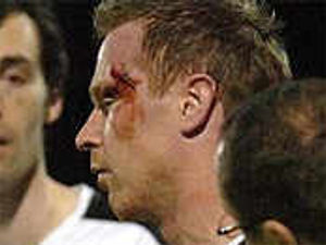 Supporting image for story: Weekend match photos