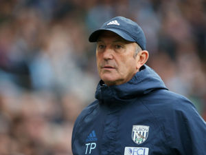 Supporting image for story: West Brom transfer news: Tony Pulis plotting Ahmed Hegazy deal