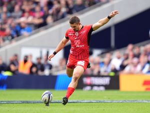 Supporting image for story: Leinster beaten as Toulouse lift Champions Cup after extra time