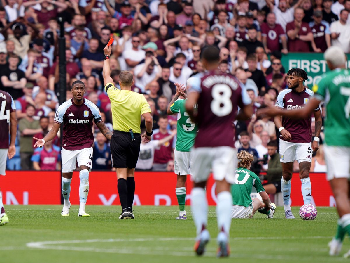 Newcastle miss killer instinct of Alexander Isak in draw at 10-man Aston Villa