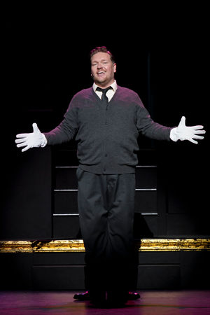 Joshua Lloyd as Amos Hart
