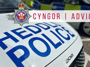Supporting image for story: Police warning issued over reports of courier fraud across Mid Wales