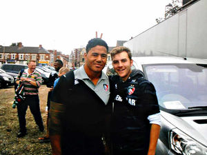Supporting image for story: Jack gets own back with Manu Tuilagi bunny ears prank