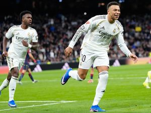 Supporting image for story: Kylian Mbappe scores penalty as crisis-hit Real Madrid beat Levante
