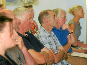 Supporting image for story: Pylons battle isn't over yet say angry farmers