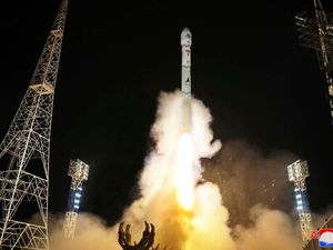 Supporting image for story: North Korea informs Japan of a plan to launch satellite