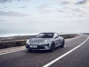 Supporting image for story: First Drive: Alpine’s A110S enhances a great sports car