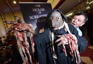 Thriller – actor Ernest Vernon promoting The House of Screaming Death