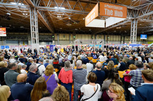 Lie the dream – crowds find out more about buying a a place in the sun