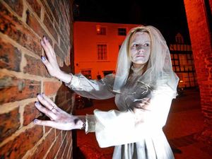 Supporting image for story: Hundreds visit Bridgnorth ghost walk with pictures and video