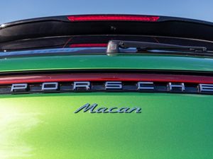 Supporting image for story: Next-generation Porsche Macan to go electric