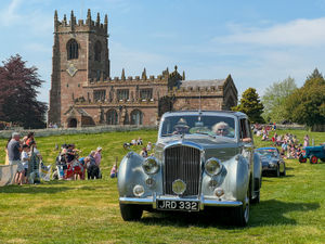 A car parade at Marburry Merry Days. Photo: Marburry Merry Days 