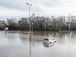 Floods in and around Stafford (photos by Ian Knight / Z70 Photography)
