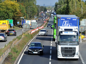 Supporting image for story: Villagers hit out at 'dreadful' impact of HS2 construction work making roads 'dangerous'