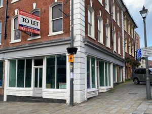 Supporting image for story: New burger restaurant gets go-ahead in Wolverhampton city centre