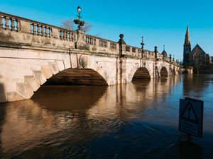 Supporting image for story: Firefighters, ambulance and police called out in Shrewsbury amid concerns for man seen near river