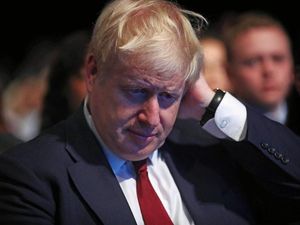 Supporting image for story: Disposable coffee cup snatched out of Prime Minister’s hands by aide