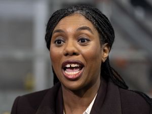 Supporting image for story: Labour ‘out of step’ on oil and gas, says Badenoch as poll shows support