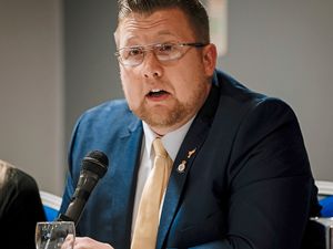 Supporting image for story: Councillor urges action to combat rise of underage vaping