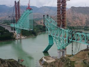 Supporting image for story: Chinese bridge collapse kills at least 12 construction workers