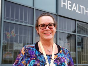 Supporting image for story: Nurse to receive award from Princess