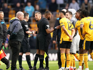 Supporting image for story: Gary O'Neil gives verdict on latest Wolves VAR controversy