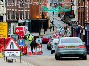 Supporting image for story: Council defends Shrewsbury Wyle Cop one-way closure