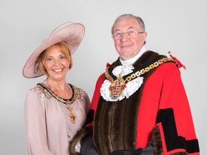 Supporting image for story: Phil Page sworn in as new mayor of Wolverhampton