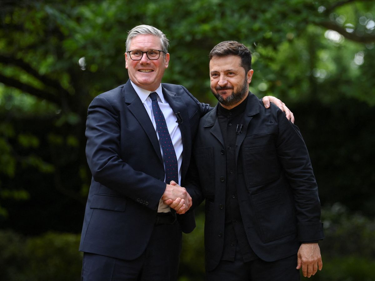 Zelensky and Starmer agree closer military production ties ahead of Nato summit