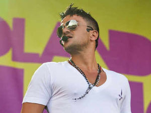 Supporting image for story: Peter Andre set for V Festival