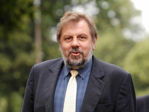 Supporting image for story: Comedian Jethro dies at 73 after contracting Covid