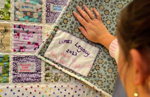 Victoria Vespa, looking at the tribute to her lost daughter: Luna-Seren