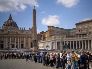 The queue to see Pope Francis's remains