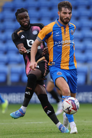 Tom Bloxham on the ball for Salop (AMA)
