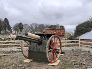 Supporting image for story: Volunteers make gun replica for First World War exhibition
