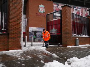 Supporting image for story: Liverpool-Man Utd clash subject to safety decision due to heavy snow