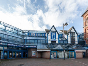 Supporting image for story: 18 eerie images of once-popular Stafford Indoor Market now it has closed for good