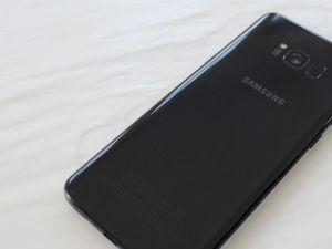 Supporting image for story: Samsung’s Bixby voice commands finally arrive in the UK