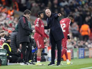 Supporting image for story: Arne Slot accepts Liverpool cannot afford to make any more mistakes in league