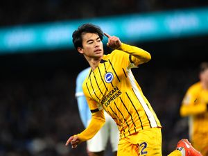 Supporting image for story: Manchester City drop more points in title race as Brighton earn draw