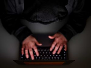 Supporting image for story: UK ‘must be prepared for possibility of foreign interference’ during election