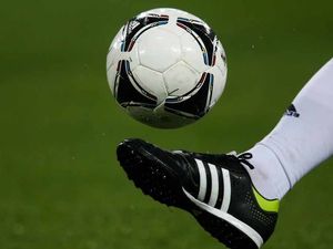 Supporting image for story: Glassboys get a home Trophy tie