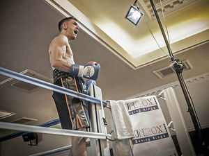 Supporting image for story: Kyle Williams proves a knockout in bout three