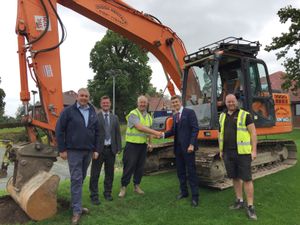 Supporting image for story: New sports hall for school