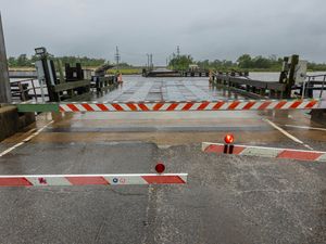Supporting image for story: Fear of deadly storm surge as Hurricane Francine makes landfall in Louisiana